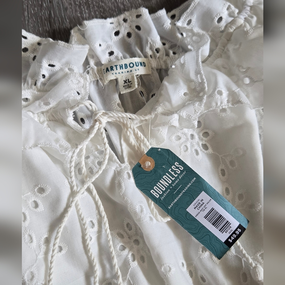 NWT White Floral Eyelet Dress EARTHBOUND Clothing XL - Picture 2 of 3